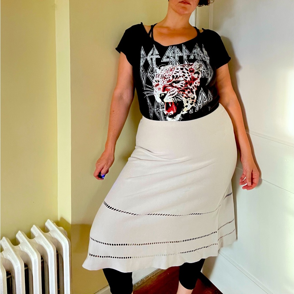 Light gray knit skirt